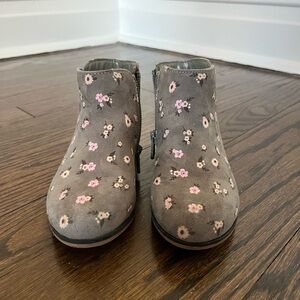 Cat & Jack Floral Kids Boots - Gray